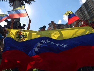 Movilización chavismo en Venezuela para apoyar a Delcy Rodríguez