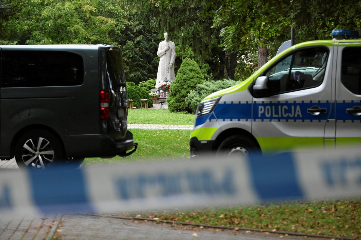 Un sacerdote muerto y cuatro heridos en un ataque con cuchillo en un monasterio de Polonia