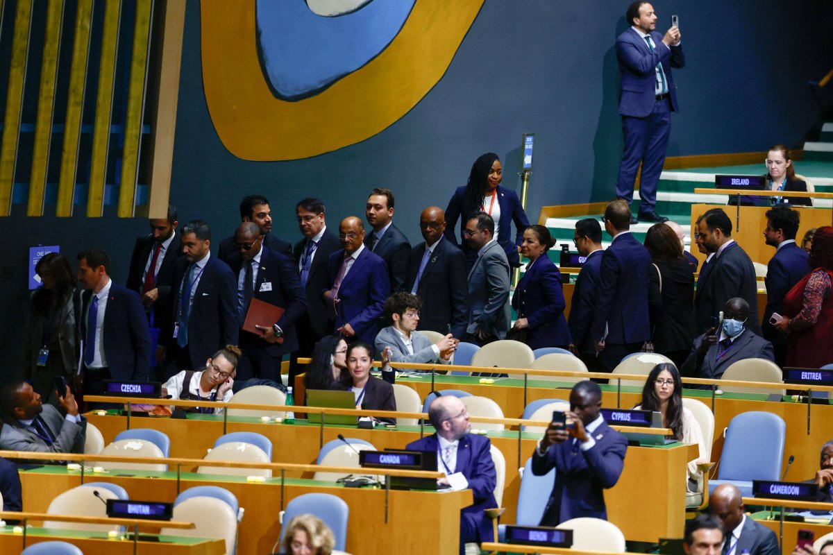 Netanyahu reta a una Asamblea de la ONU semivacía en protesta por su invasión de Gaza: “Acusarnos de genocidio es la mayor mentira del siglo”