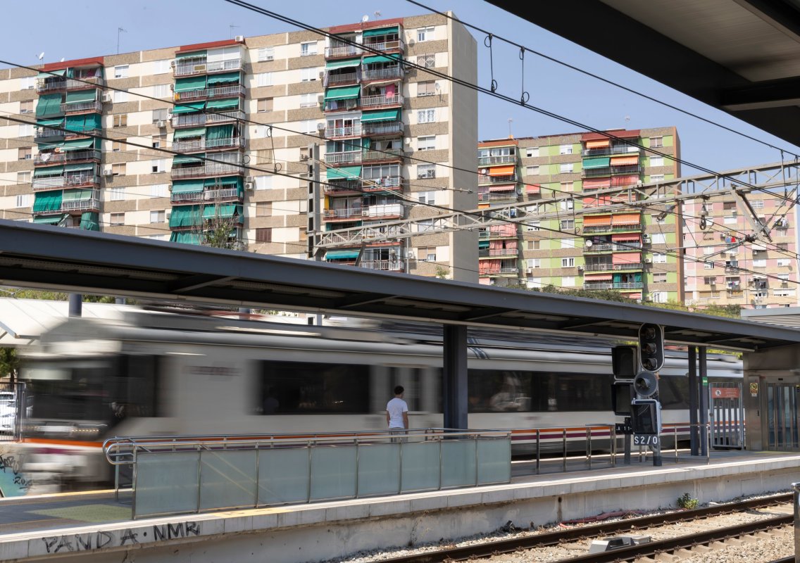 Renfe investiga un ciberataque vinculado a sistemas de Adif que expuso datos básicos de usuarios