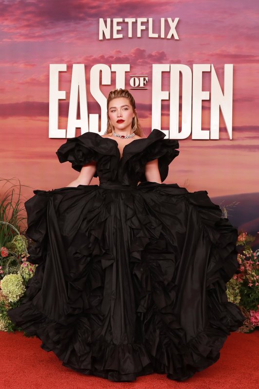 Florence Pugh, una villana gótica en la presentación de ‘Al este del Edén’