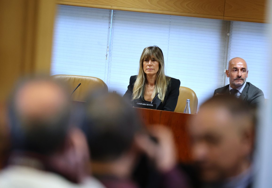 Begoña Gómez será juzgada por un jurado popular. ¿Es posible descartar a un miembro por sesgos políticos? ¿Cómo son elegidos? ¿El fallo es recurrible?