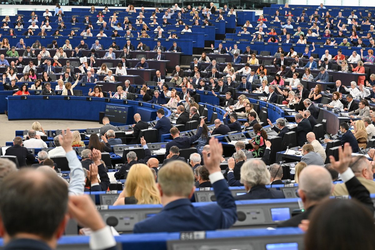 La regulación de la IA ante el desafío de un desarrollo global sin control