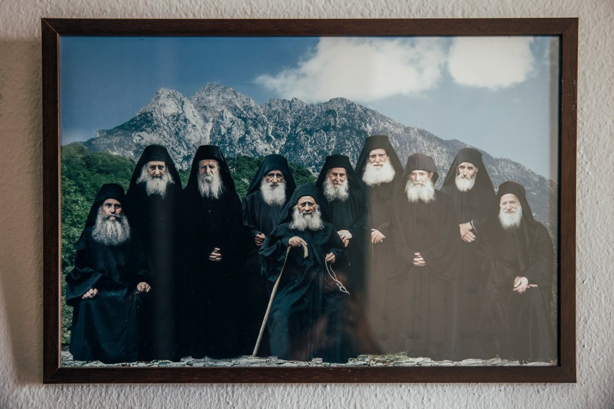 El monte Athos, el feudo de monjes de Europa que prohíbe la entrada de mujeres