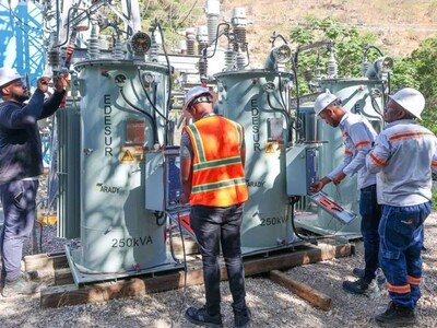 Edesur Dominicana mejora servicio eléctrico en Bahoruco