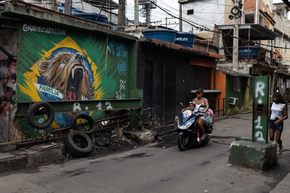 La mano dura acapara el debate en las elecciones de Brasil: “Aquí mueren 100 traficantes y entran 200”