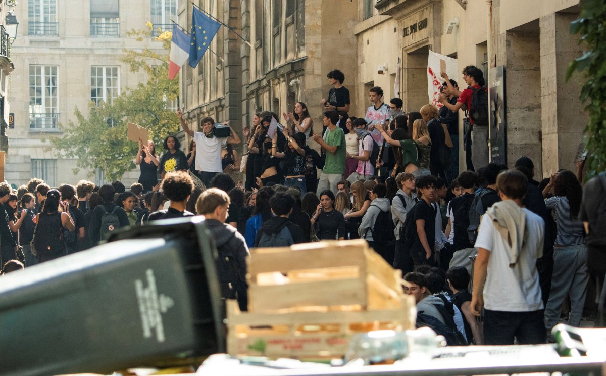 Francia encara una nueva semana de protestas estudiantiles, las mayores en décadas