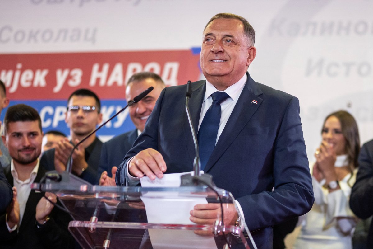 Milorad Dodik, aliado de Putin en los Balcanes y vencedor de las elecciones de Bosnia-Herzegovina sin figurar en las papeletas