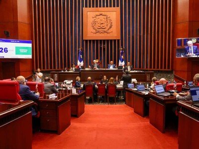 Senadores proponen legislación para sector arrocero