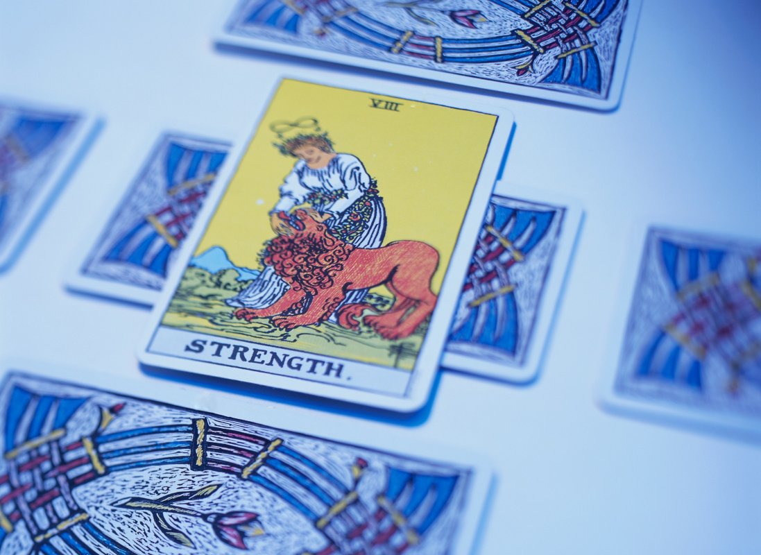 Médiums, horóscopo, tarot…, ¿cuánto tiene que ver el auge del misticismo pop con el individualismo neoliberal?