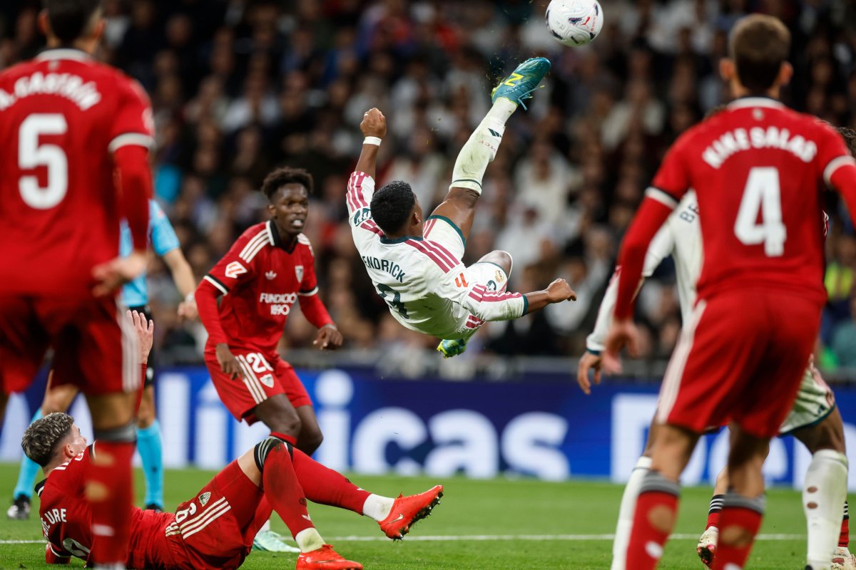 Mourinho remueve los cimientos de la alineación del Real Madrid