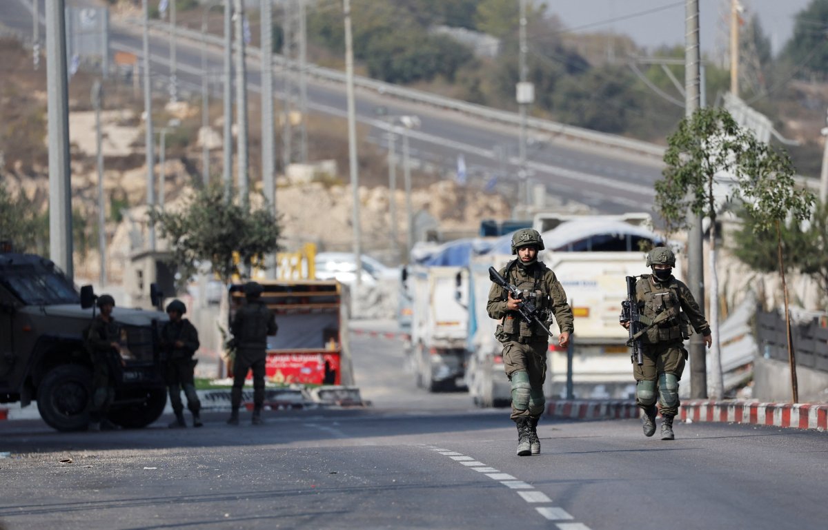Al menos 250 familias han sido expulsadas de sus casas en Hebrón por el ejército israelí tras un ataque palestino